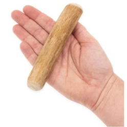 Naturalny gryzak z drzewa cynamonowca dla psów od 10 do 20 kg