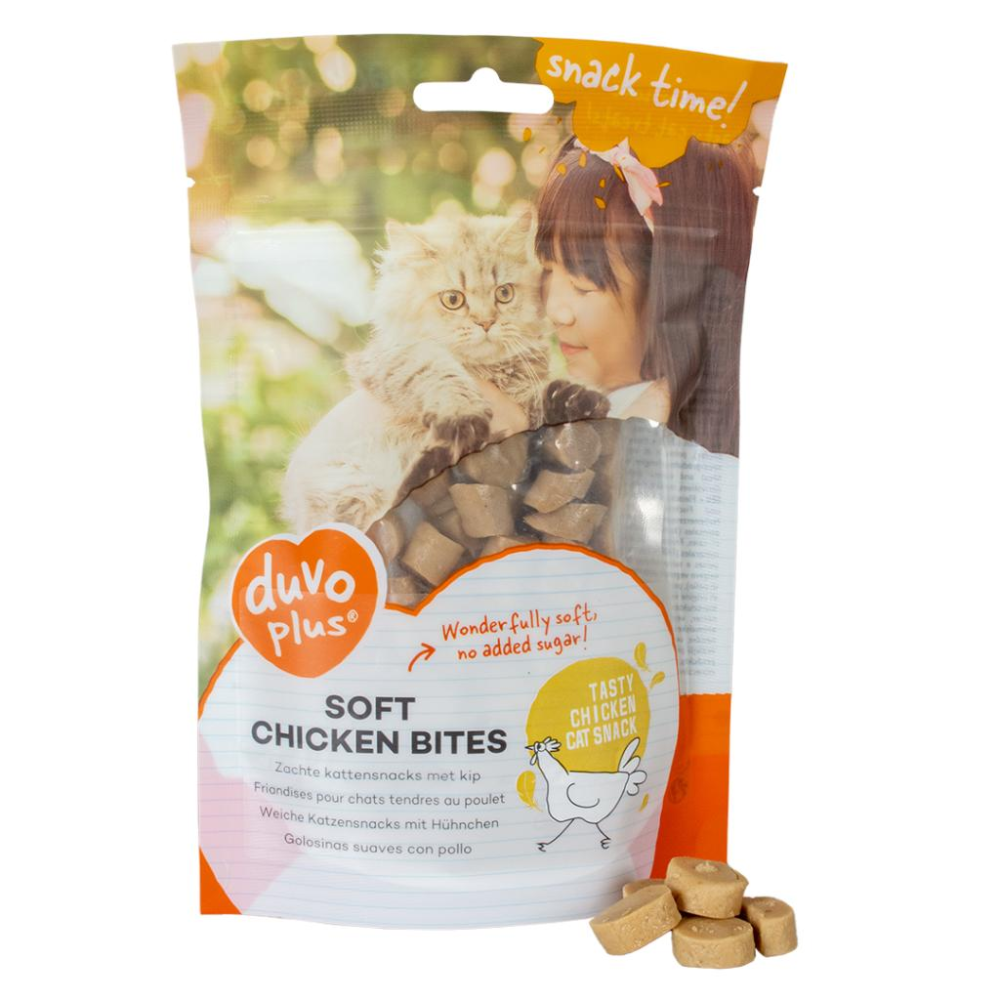 Opakowanie przysmaków dla kota Duvo+ Soft Chicken Bites 50g - miękkie chrupki z kurczakiem