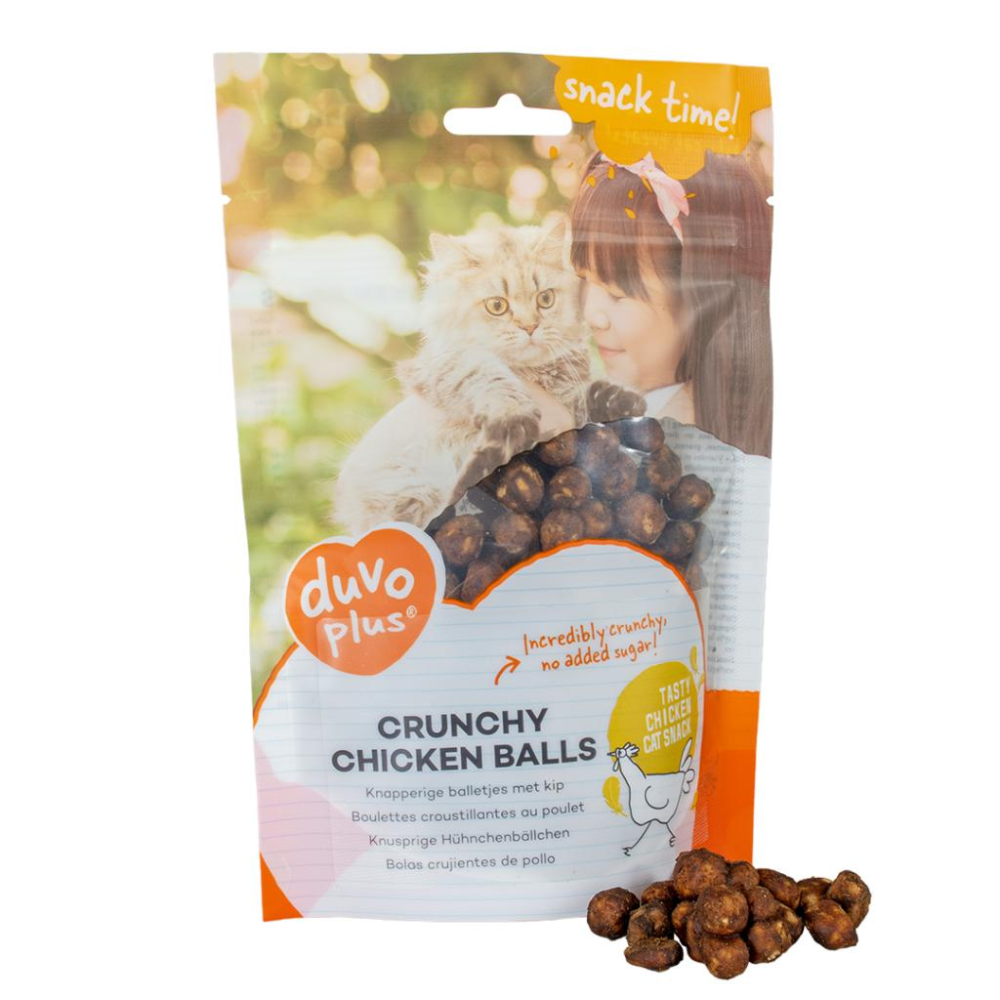 Duvo+ Crunchy Chicken Balls 50g - chrupiące kulki z kurczakiem dla kota w żółtym opakowaniu