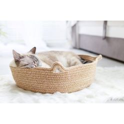 Eleganckie, okrągłe legowisko dla kota o średnicy 38 cm, wykonane z szarego materiału, z miękką, wyjmowaną poduszką w środku.