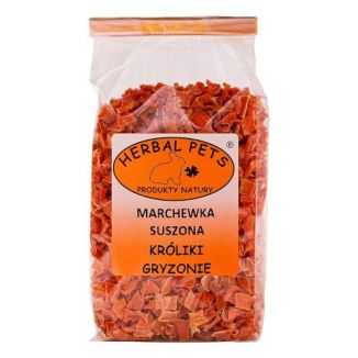 Opakowanie suszonej marchwi w kostkach marki Herbal Pets o wadze 125g, będącej naturalnym przysmakiem dla królików i gryzoni.