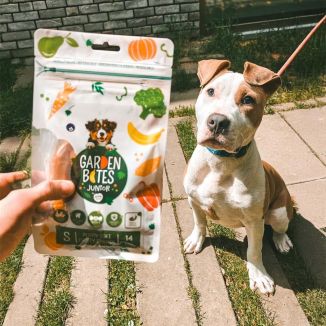 Garden Bites Puppy Fruity Friends S 210g Przysmak na Ząbkowanie